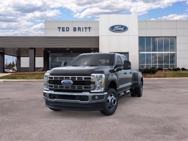 New 2026 Ford F350 XLT AWD/4WD image 3