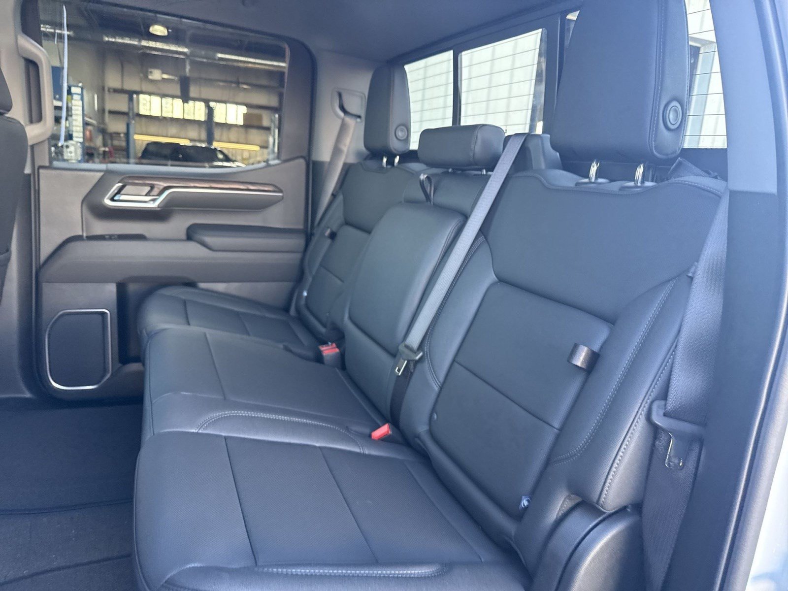 New 2026 GMC Sierra 1500 SLT w/ SLT Premium Package AWD/4WD image 19