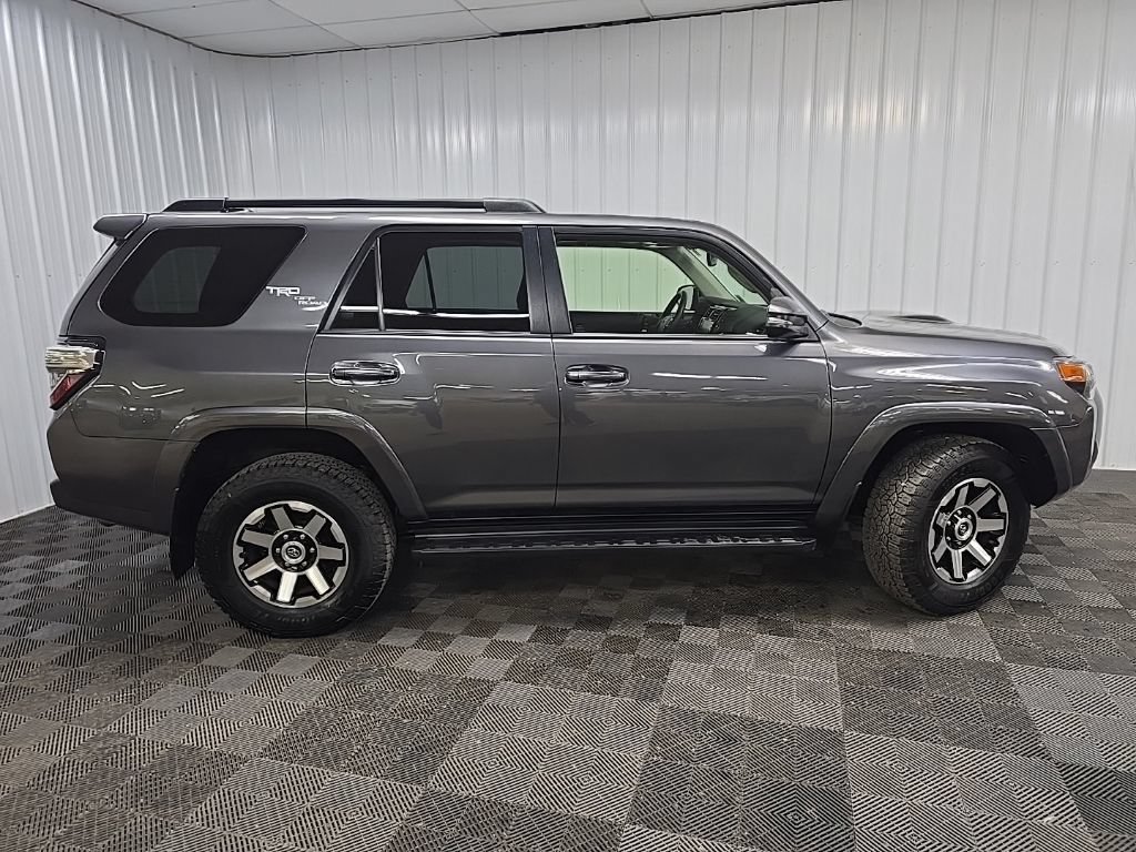 Used 2021 Toyota 4Runner TRD Off-Road Premium w/ Moonroof Package AWD/4WD image 2