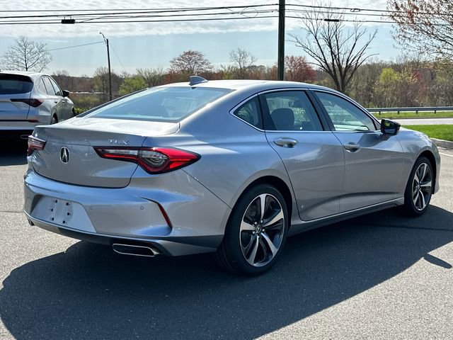 Used 2025 Acura TLX w/ Technology Package image 4
