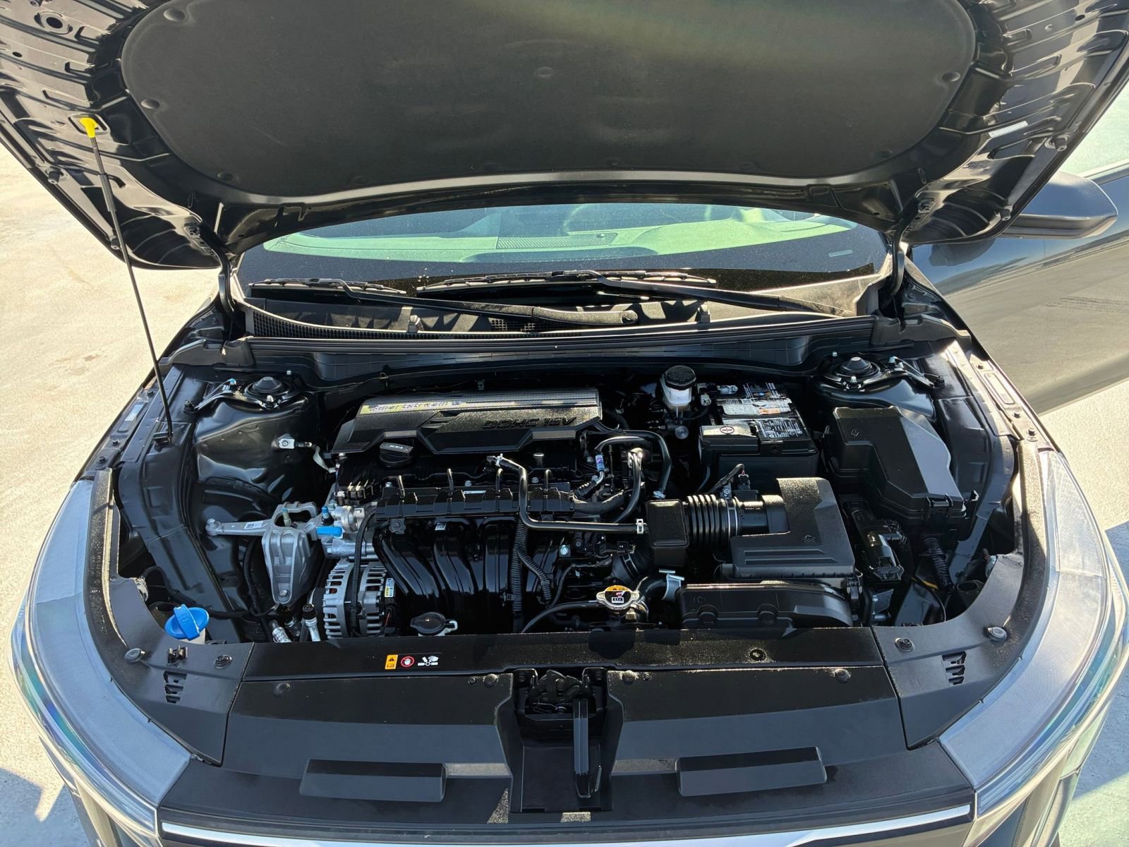 Used 2025 Nissan Altima 2.5 SV FWD image 31