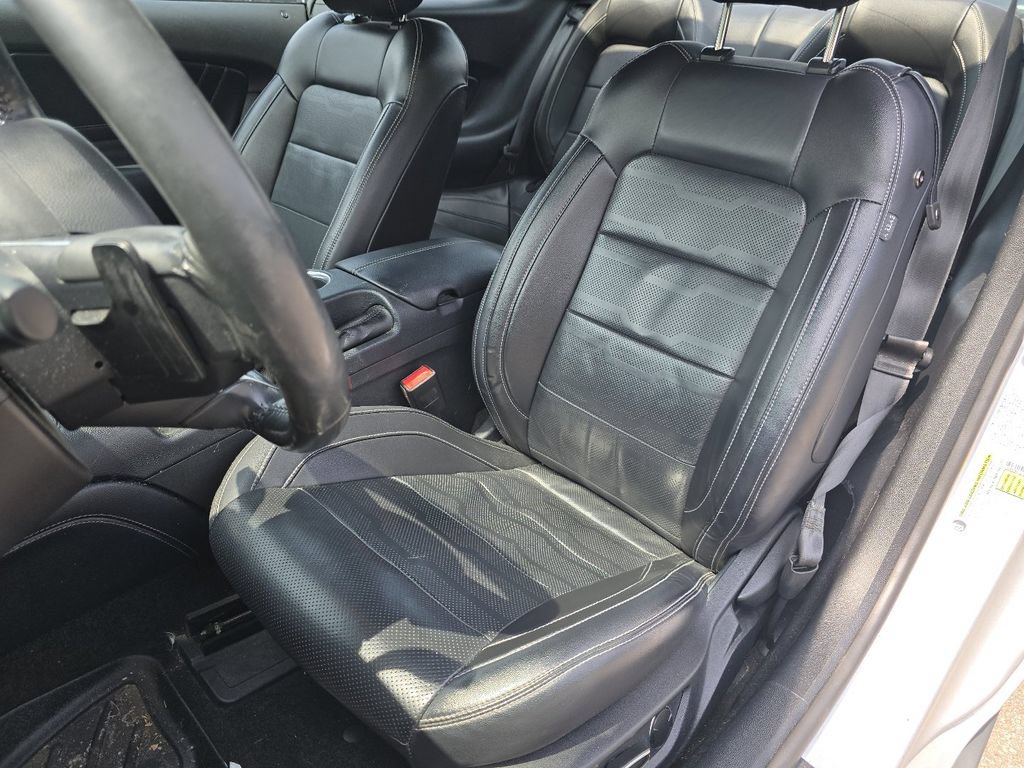 Used 2018 Ford Mustang Premium w/ Equipment Group 201A RWD image 22