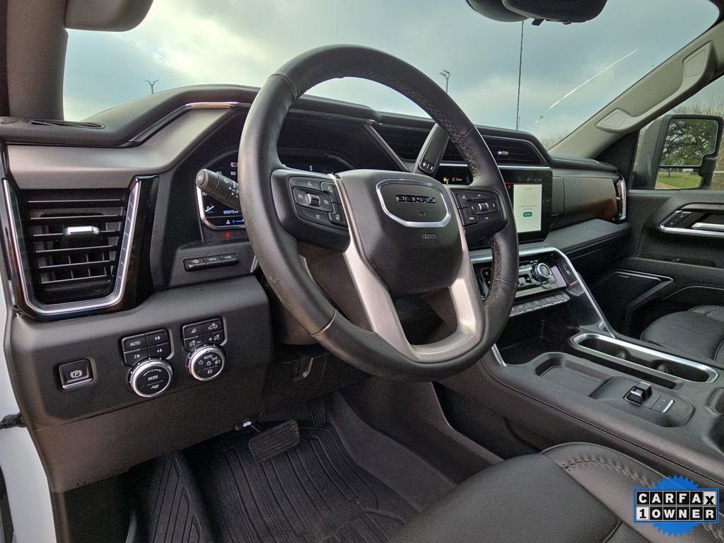 Used 2024 GMC Sierra 3500 Denali w/ Denali Reserve Package image 16