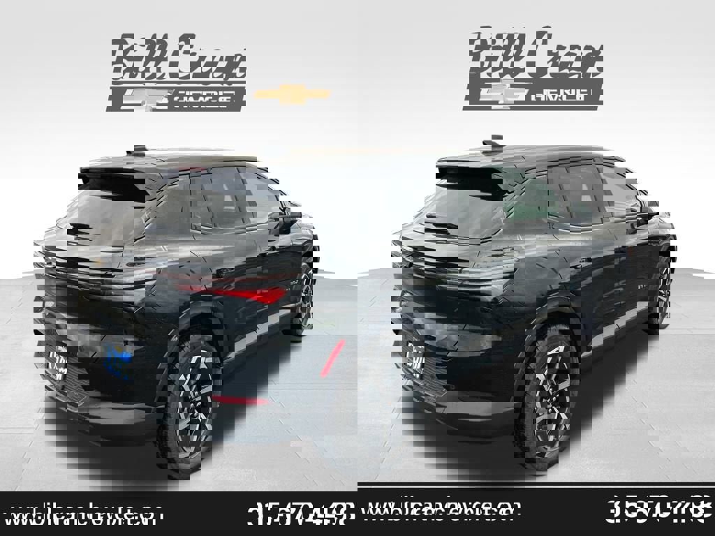 New 2026 Chevrolet Equinox EV LT image 32