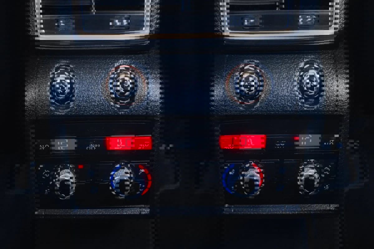 Used 2015 Audi Q7 TDI Premium Plus w/ Premium Plus Package image 26