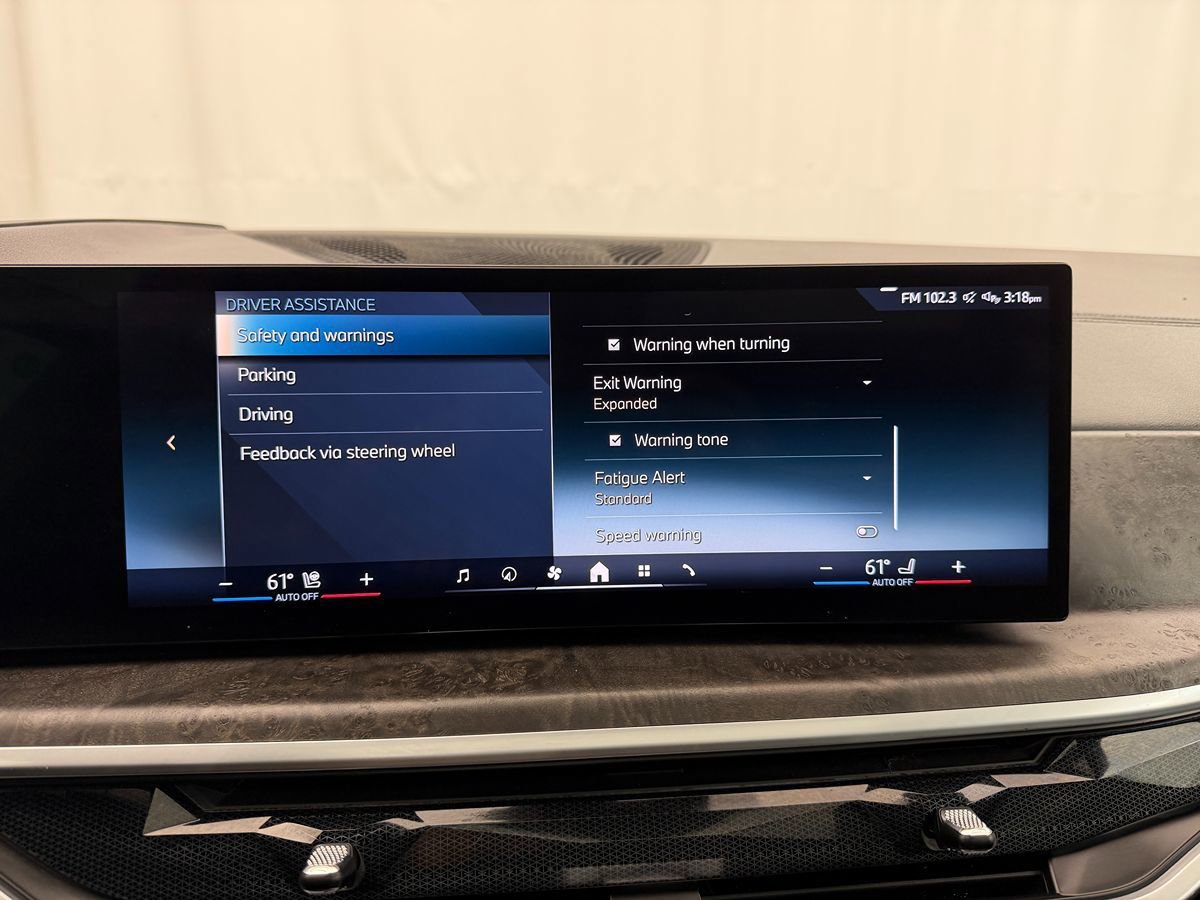 Used 2024 BMW X5 sDrive40i w/ Premium Package RWD image 18