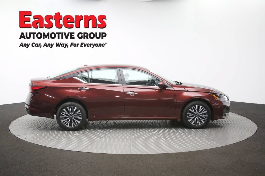 Used 2023 Nissan Altima 2.5 SV AWD/4WD image 44