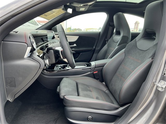 Certified 2025 Mercedes-Benz CLA 250 4MATIC image 4