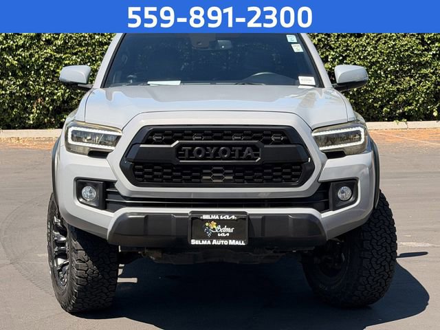 Used 2019 Toyota Tacoma TRD Off-Road AWD/4WD image 3