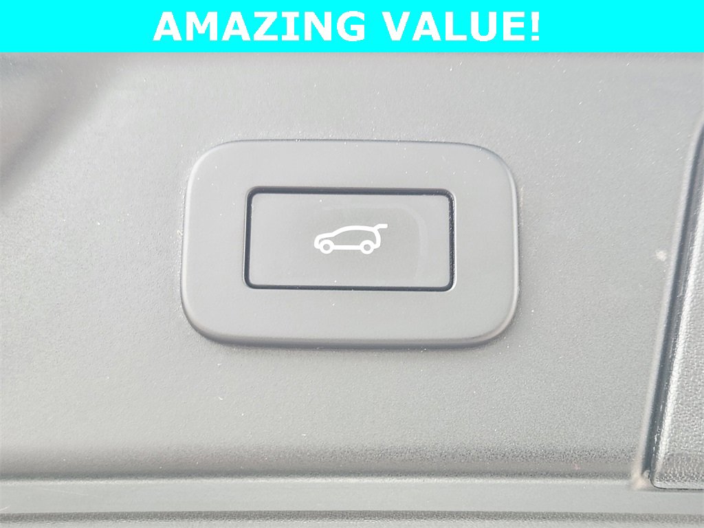 Used 2025 Land Rover Range Rover Velar Dynamic SE image 31