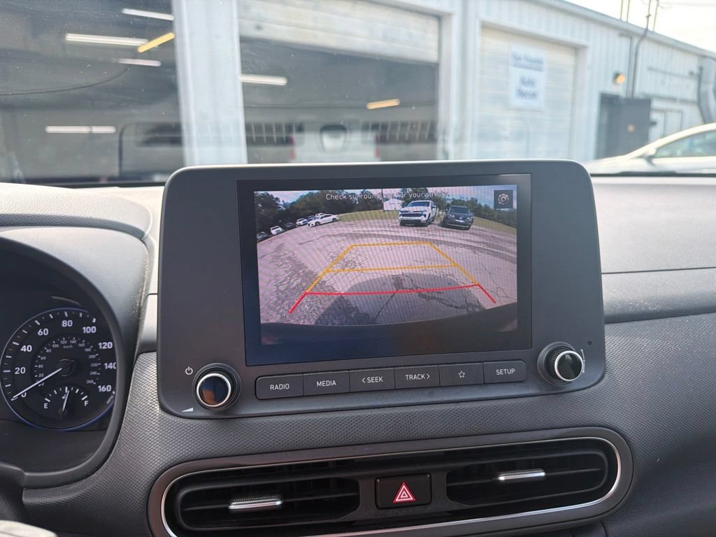 Used 2023 Hyundai Kona SE AWD/4WD image 15