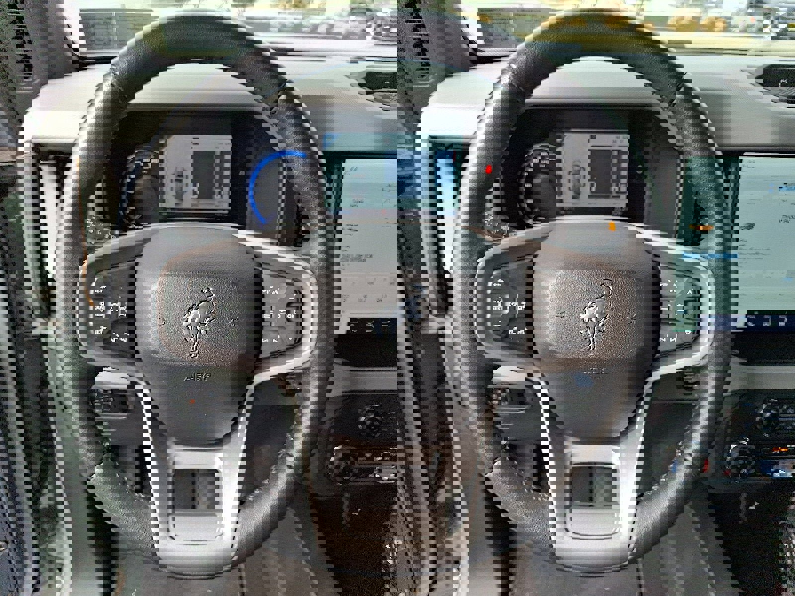 Used 2023 Ford Bronco Badlands image 20