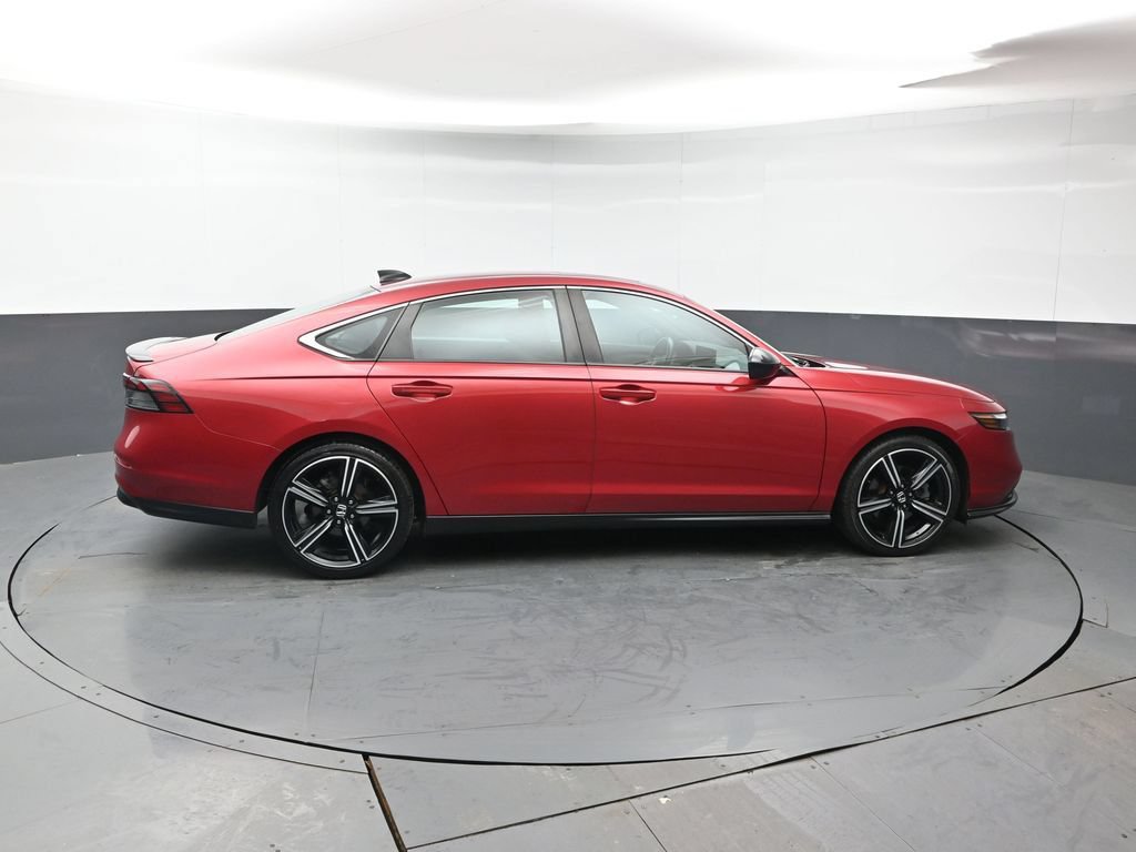 Used 2023 Honda Accord Sport image 7