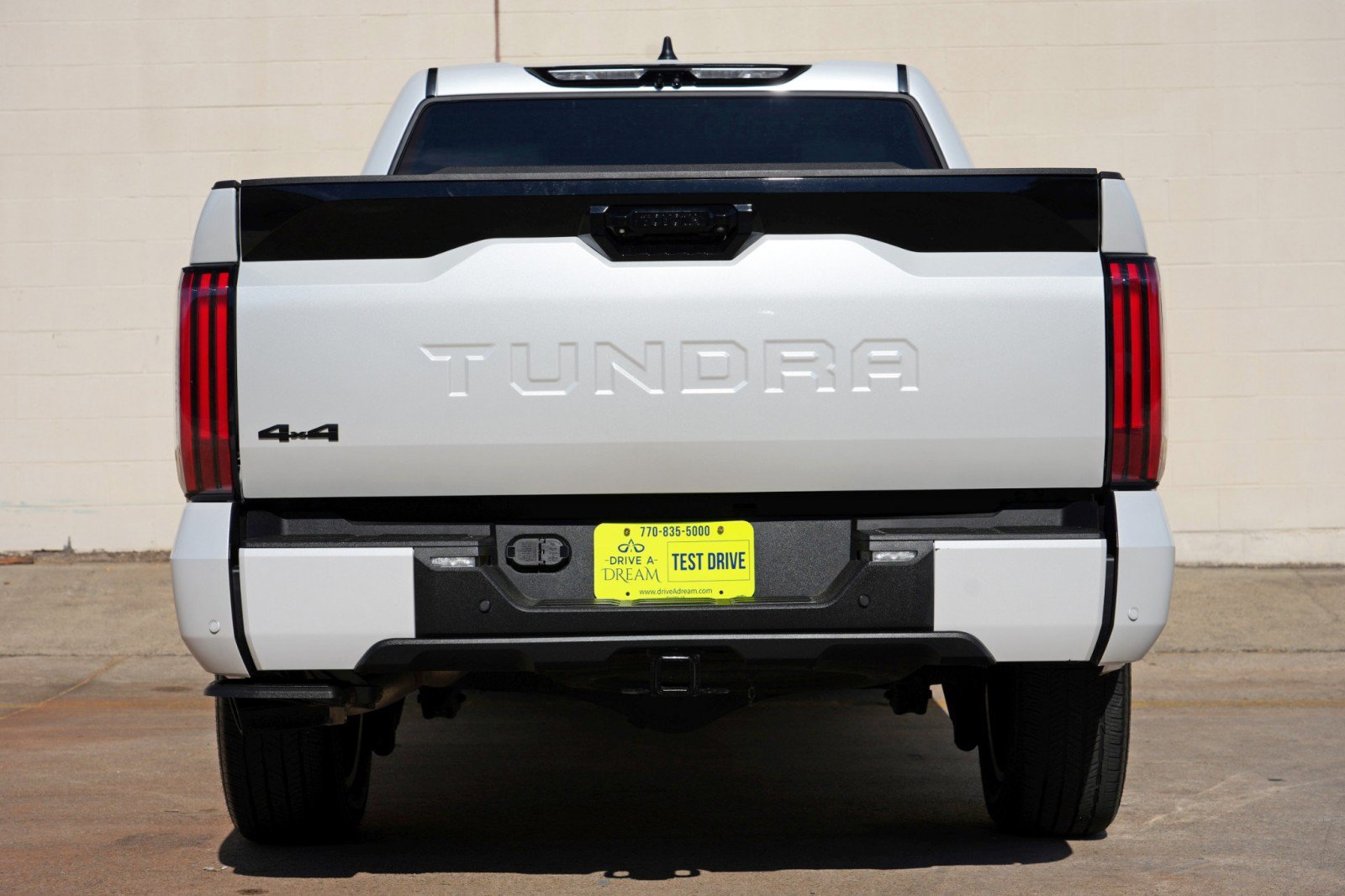 Used 2024 Toyota Tundra Platinum AWD/4WD image 11