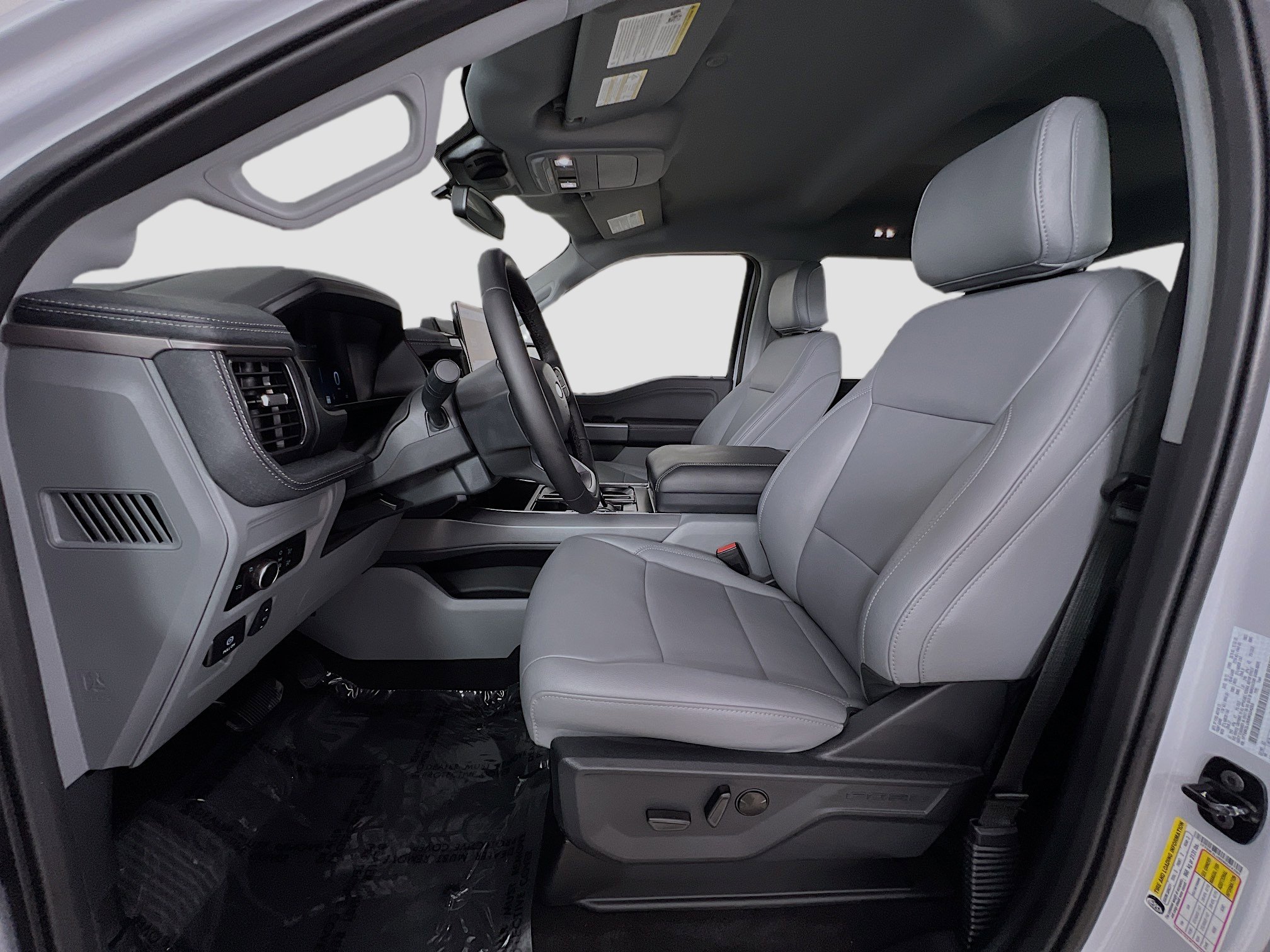 Used 2025 Ford F150 Lightning Flash image 22