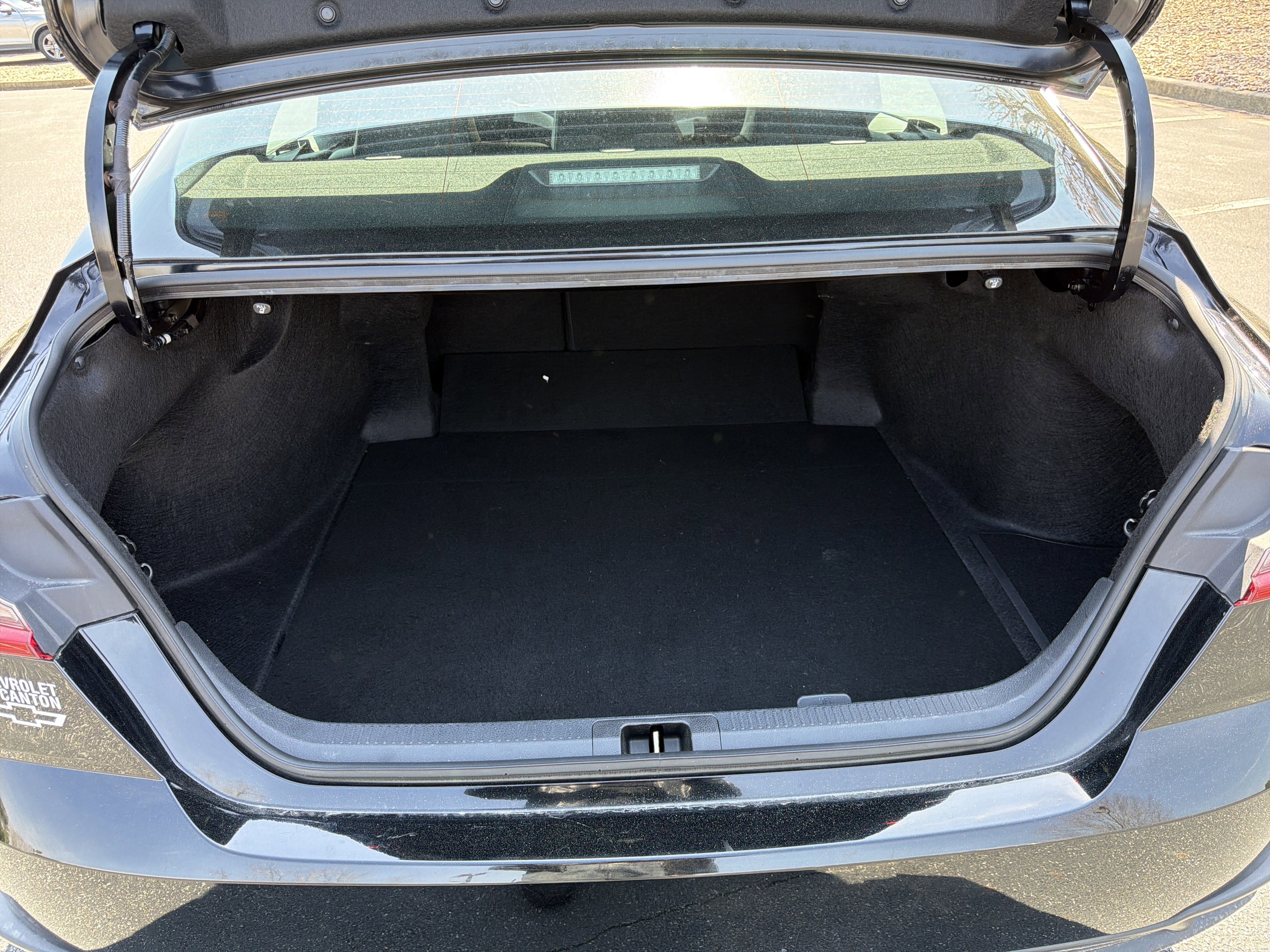 Used 2025 Toyota Camry SE image 18