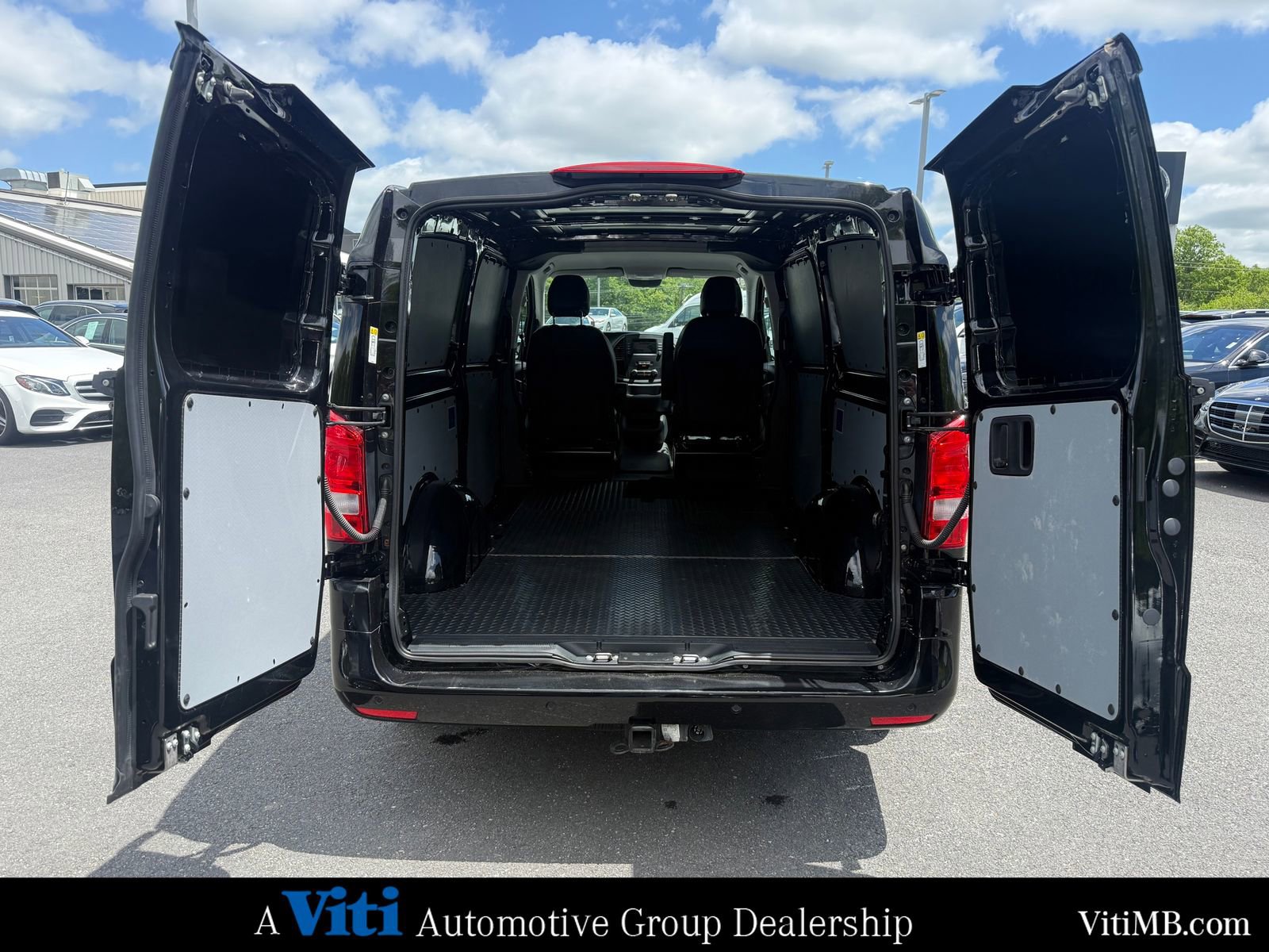 Used 2022 Mercedes-Benz Metris image 21