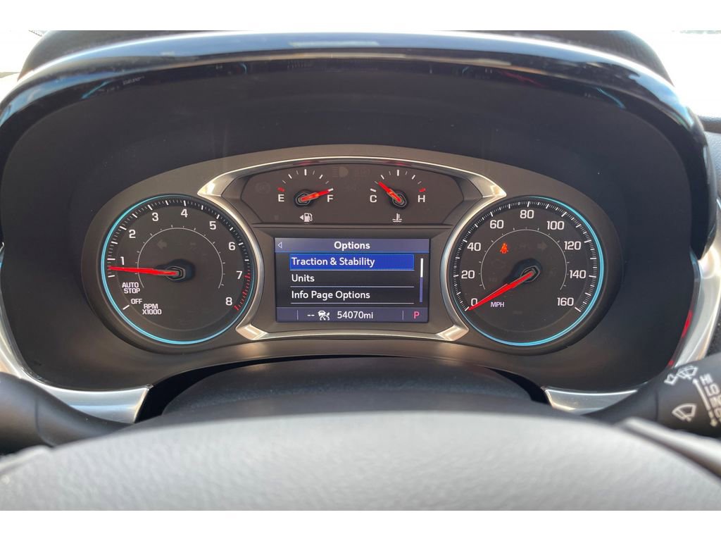 Used 2022 Chevrolet Traverse RS image 38