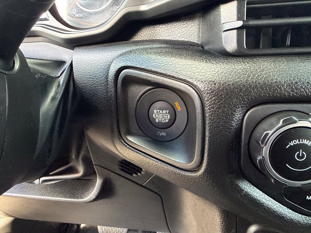 Certified 2025 Jeep Wrangler Unlimited Sport AWD/4WD image 15