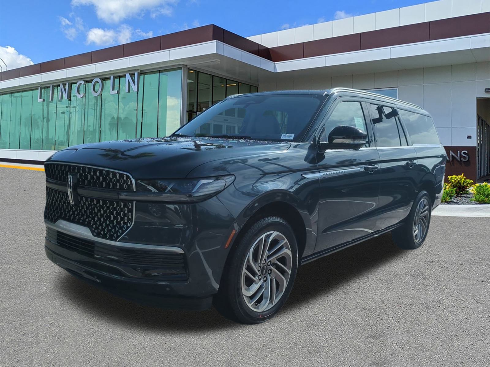 New 2025 Lincoln Navigator L Reserve image 8