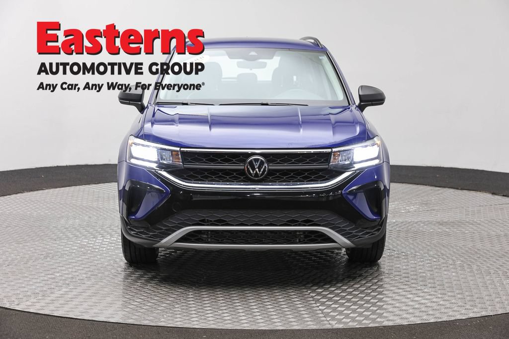 Used 2024 Volkswagen Taos S FWD image 2