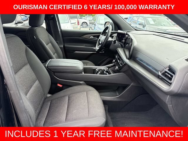 Used 2025 Chevrolet Traverse LT FWD image 9