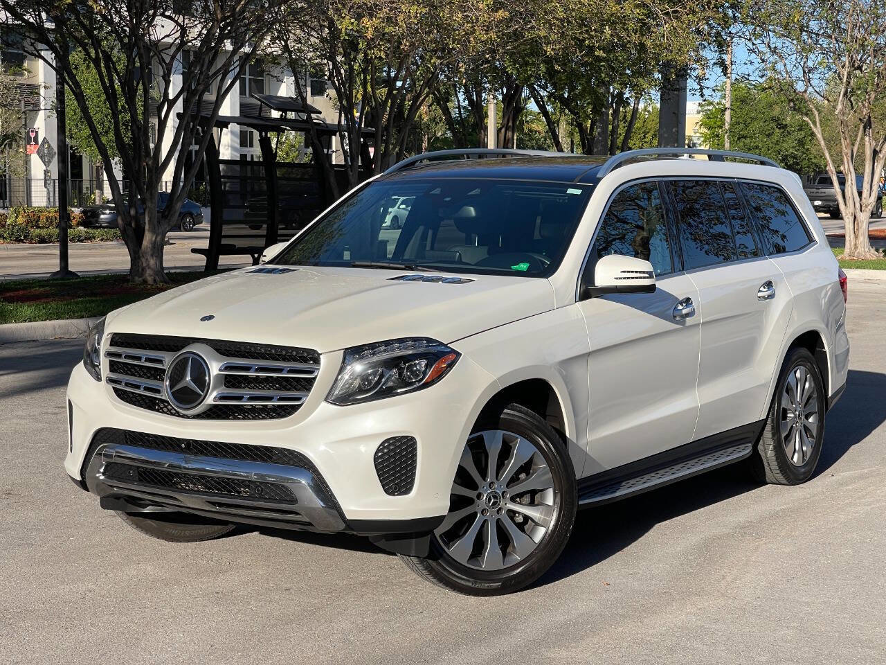 Used 2018 Mercedes-Benz GLS 450 4MATIC image 4