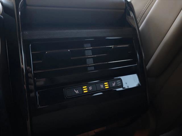 Used 2023 Land Rover Range Rover Sport SE image 17