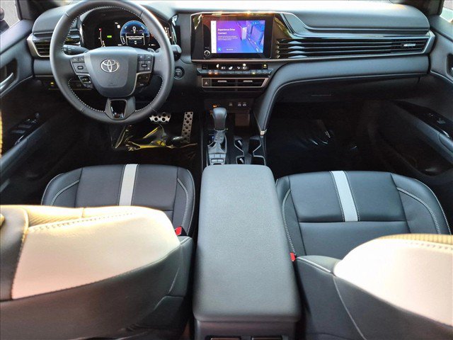 Certified 2026 Toyota Camry SE FWD image 17