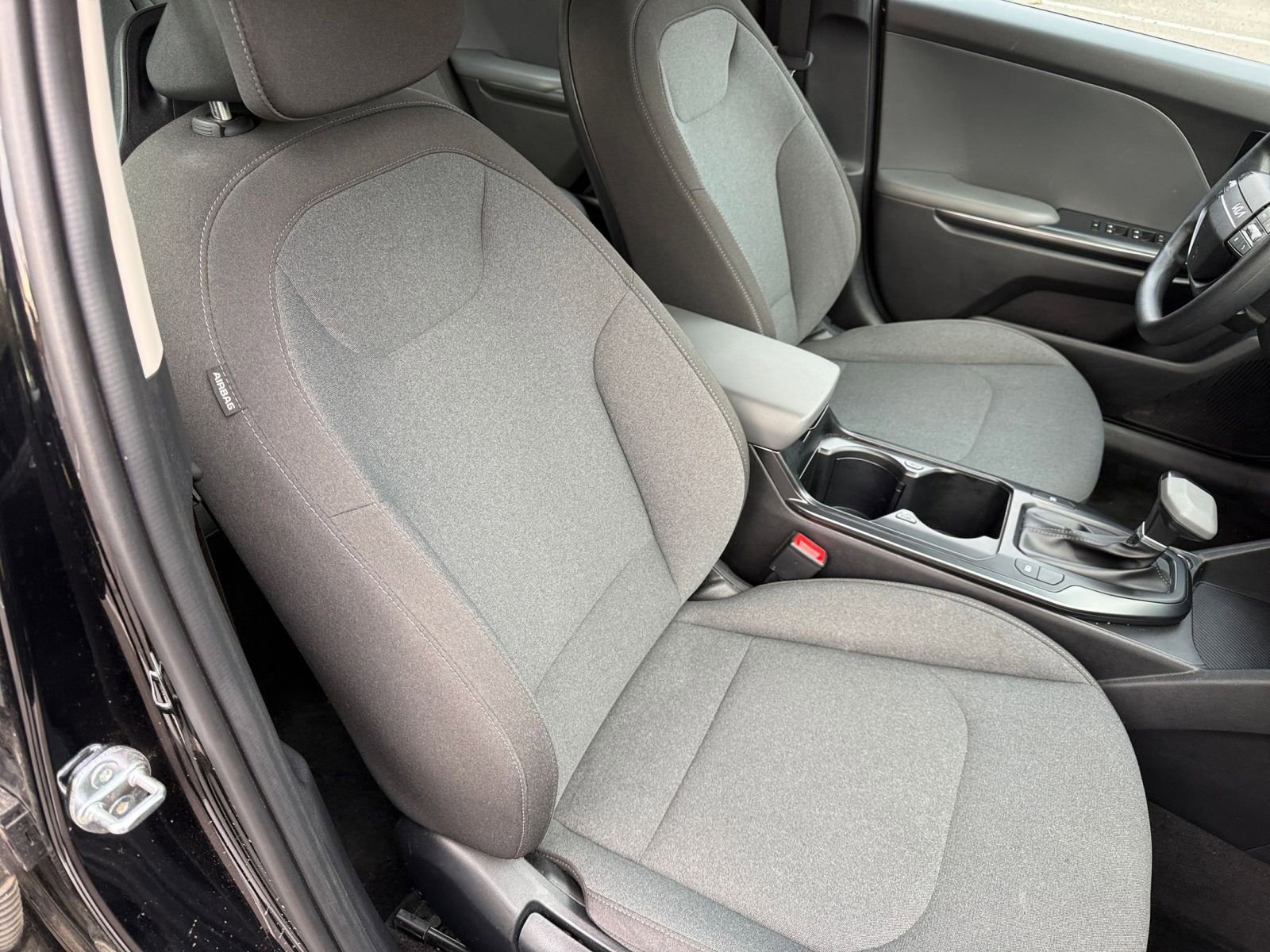 Used 2025 Kia K4 FWD image 35