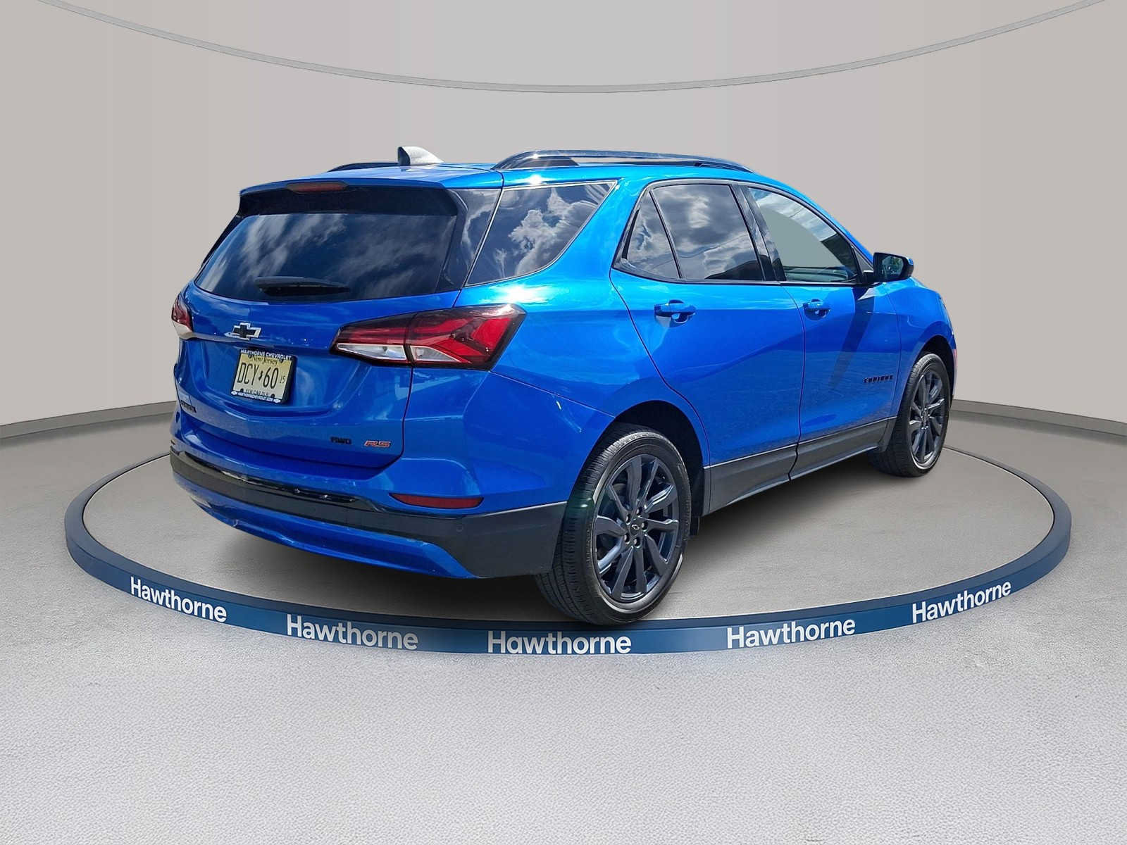 Used 2024 Chevrolet Equinox RS w/ LPO, Floor Liner Package AWD/4WD image 6