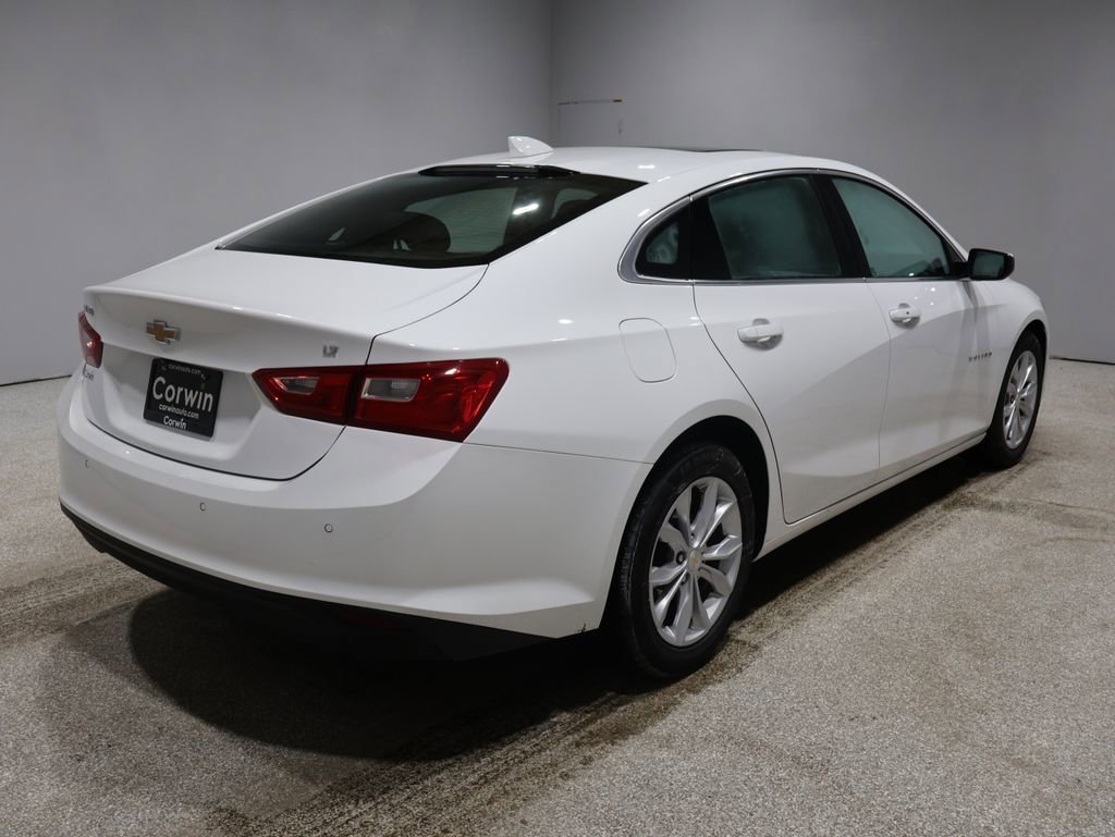Used 2024 Chevrolet Malibu LT image 2
