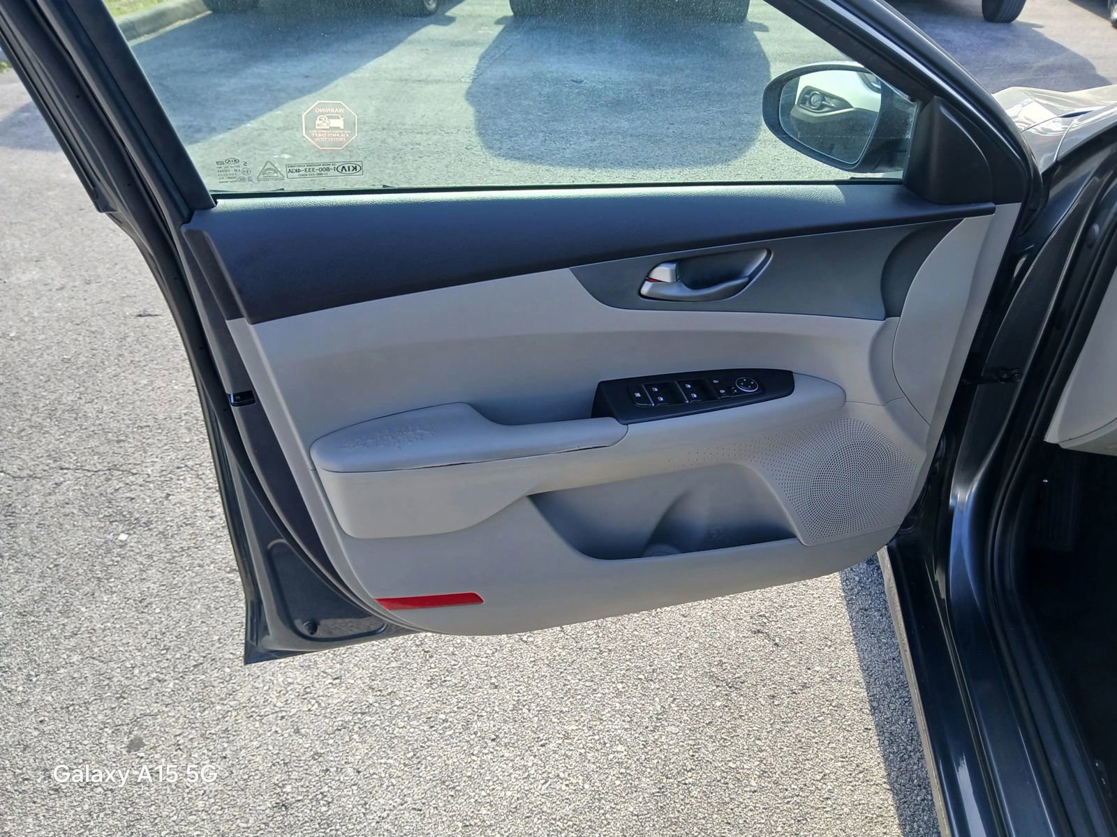 Used 2021 Kia Forte LXS FWD image 10