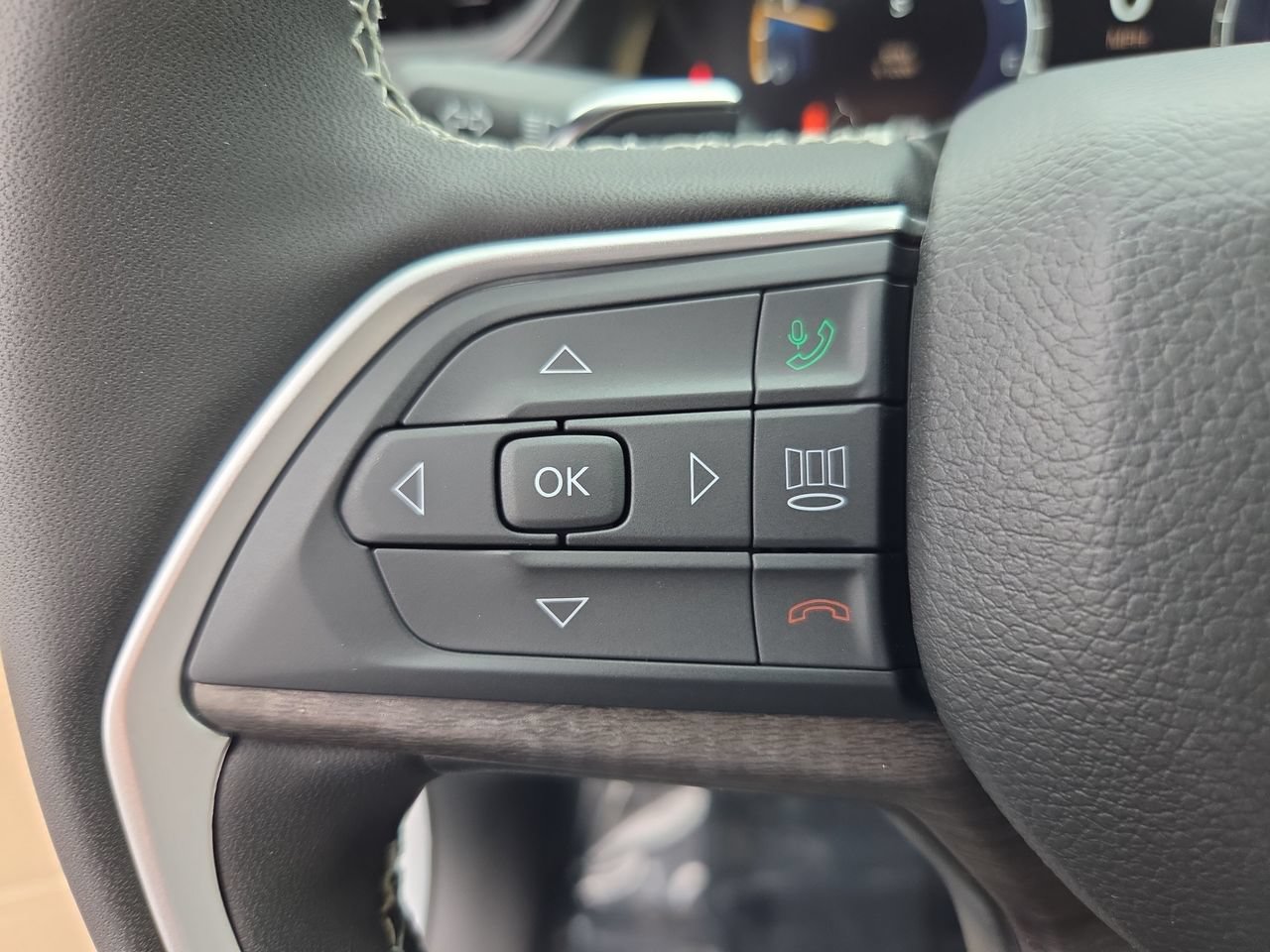 New 2026 Jeep Grand Cherokee L Limited AWD/4WD image 33