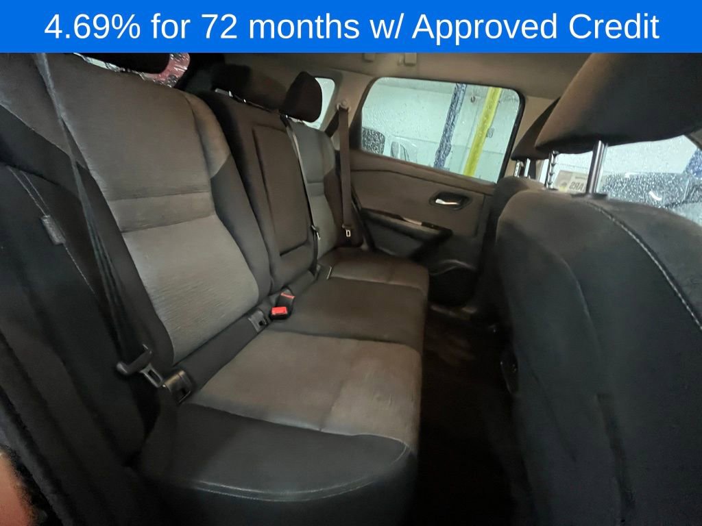 Used 2023 Nissan Rogue SV image 17