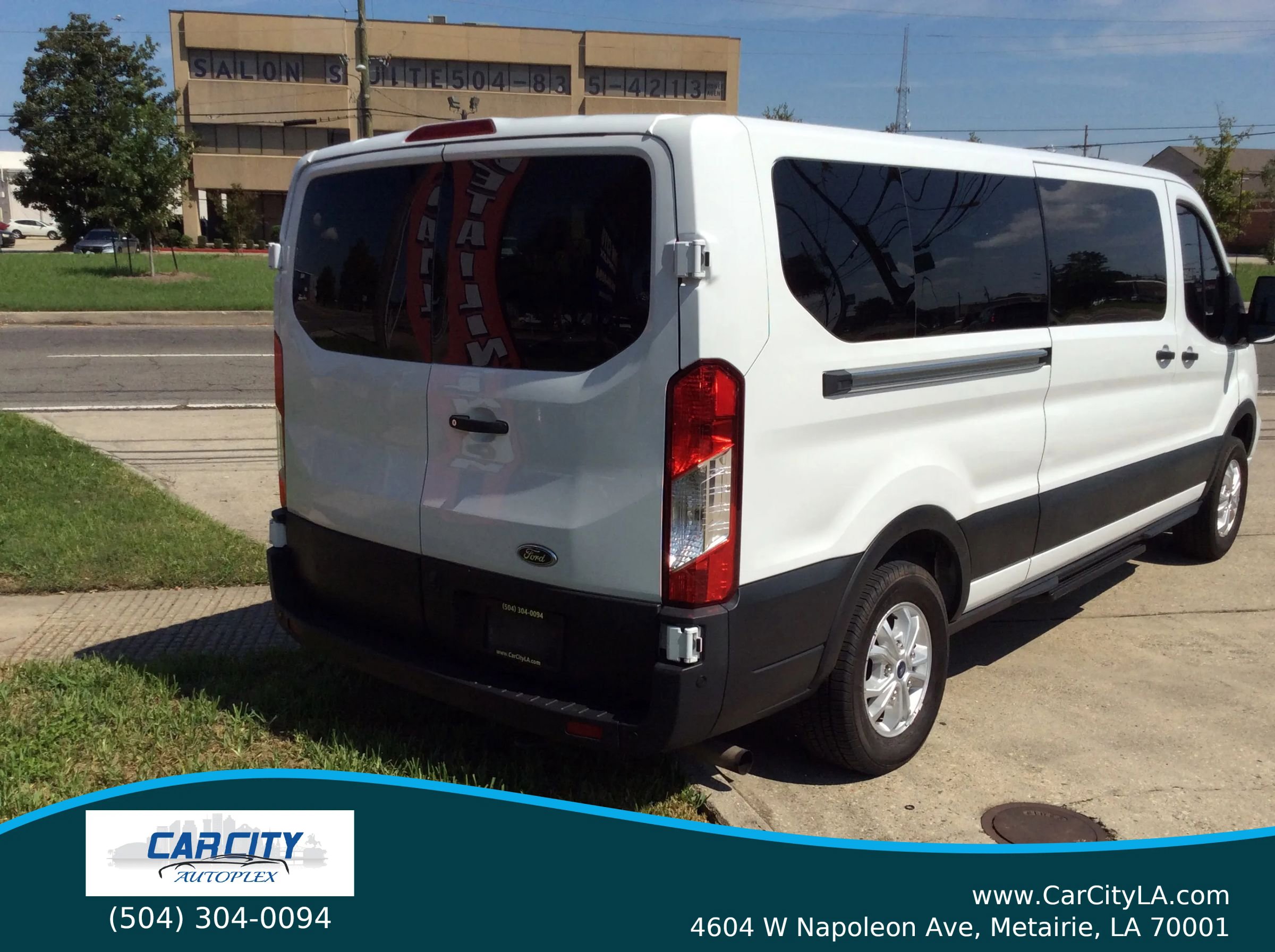 Used 2021 Ford Transit 350 XLT image 19