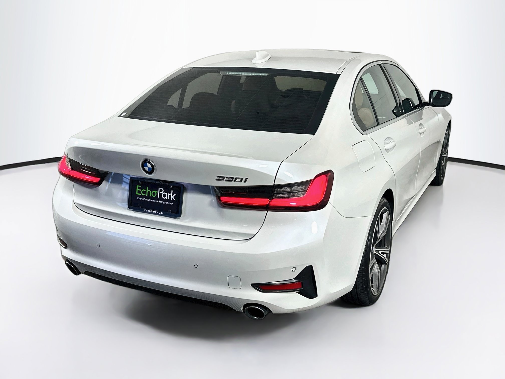 Used 2021 BMW 330i Sedan w/ Convenience Package RWD image 9