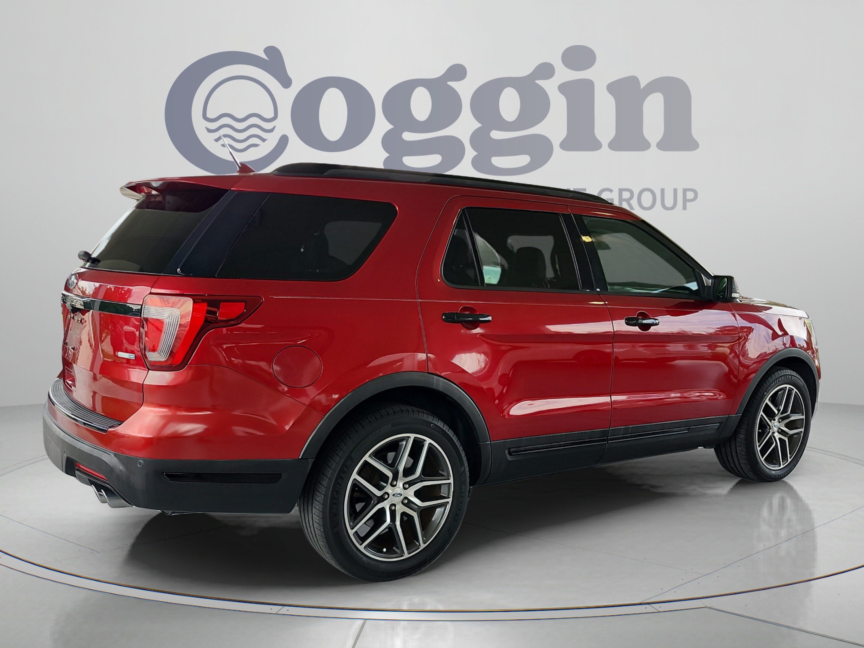 Used 2018 Ford Explorer Sport w/ Ford Safe & Smart Package AWD/4WD image 5