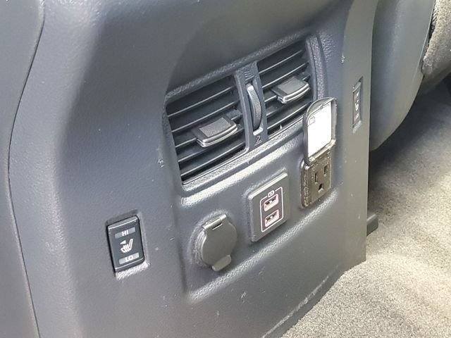 Used 2024 Nissan Titan PRO-4X w/ Pro-4x Convenience Package AWD/4WD image 39