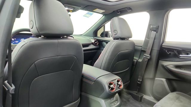 Used 2025 Chevrolet Blazer EV RS image 31