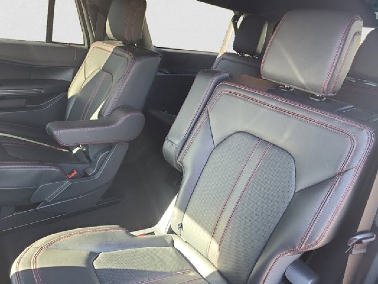 Used 2023 Ford Expedition Max Limited image 19