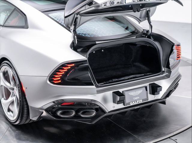 Used 2025 Aston Martin Vanquish RWD image 37