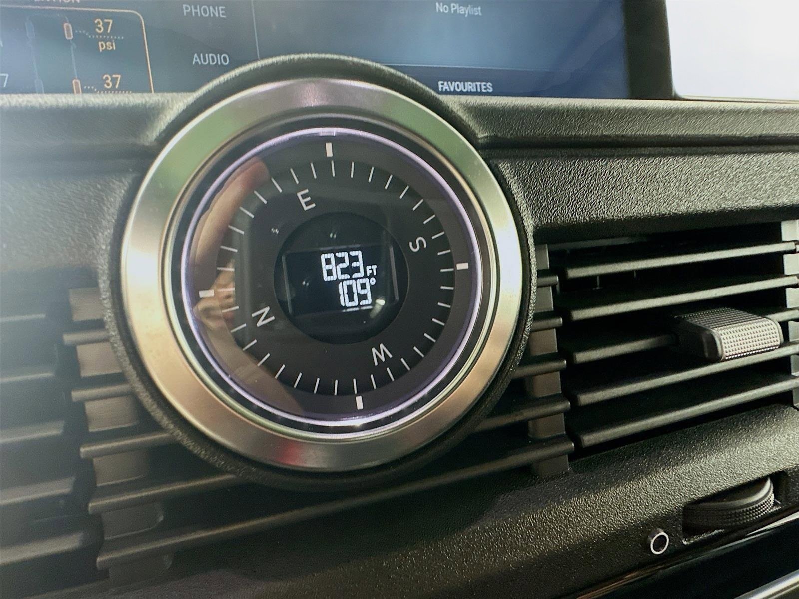 Used 2024 INEOS Grenadier Fieldmaster Edition image 26