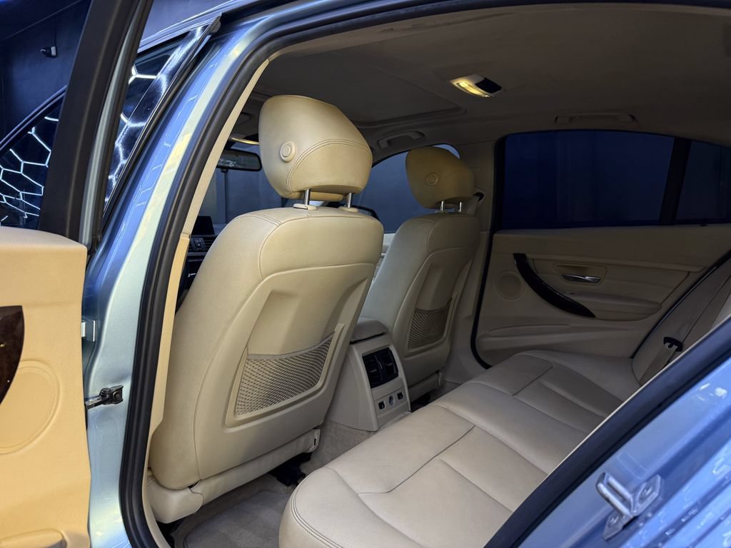 Used 2015 BMW 328i xDrive Sedan AWD/4WD image 17