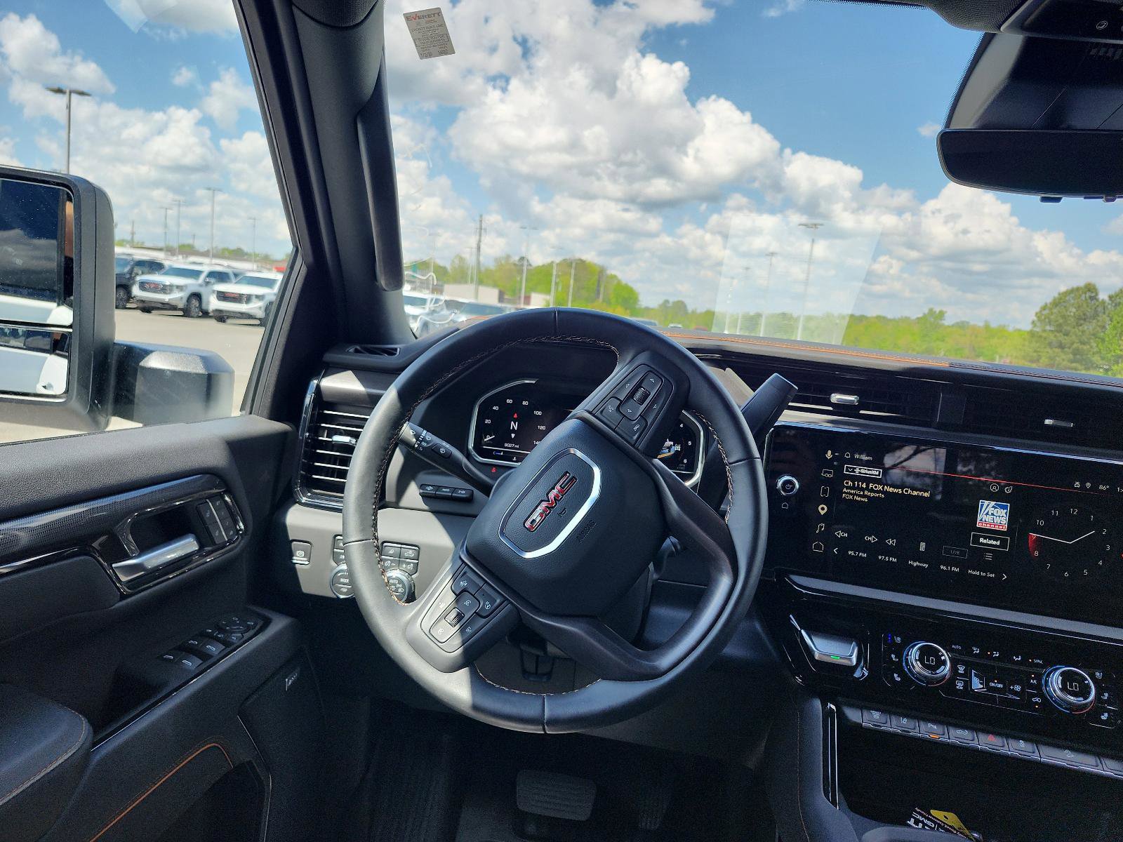 Certified 2025 GMC Sierra 2500 AT4 w/ AT4 Premium Plus Package image 17