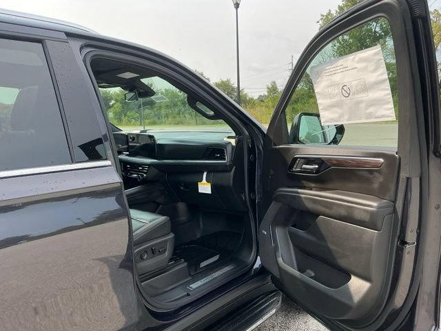 New 2026 Chevrolet Tahoe LT w/ Comfort Package AWD/4WD image 18