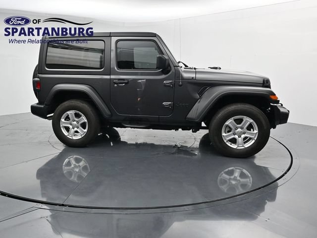 Used 2023 Jeep Wrangler Sport AWD/4WD image 8