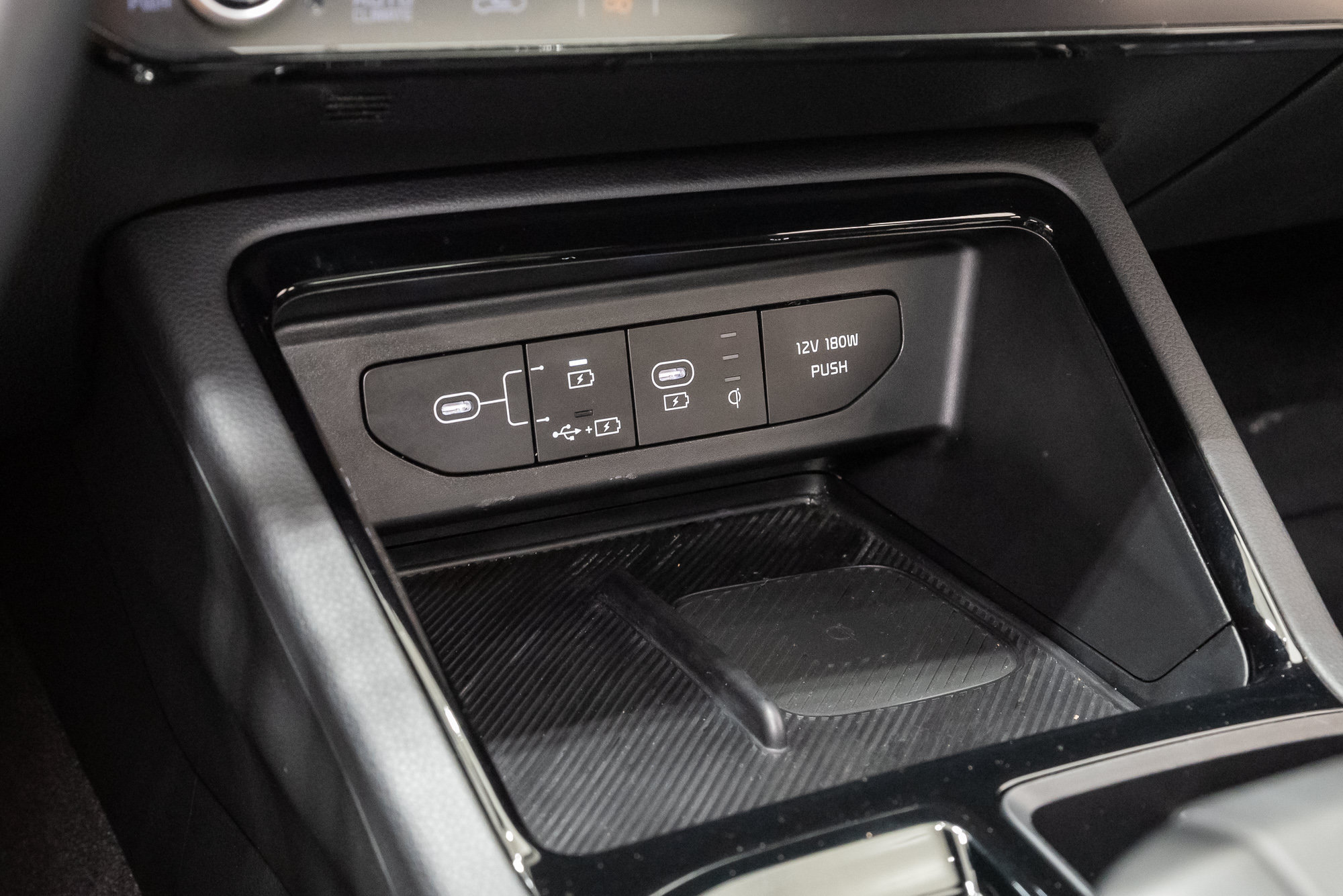 Used 2025 Kia K5 GT-Line w/ GT-Line Premium Package FWD image 24
