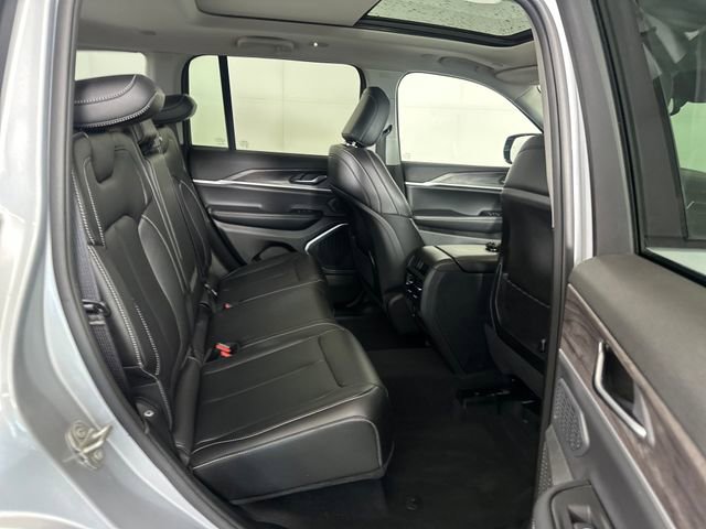 Used 2023 Jeep Grand Cherokee 4WD 4xe image 27