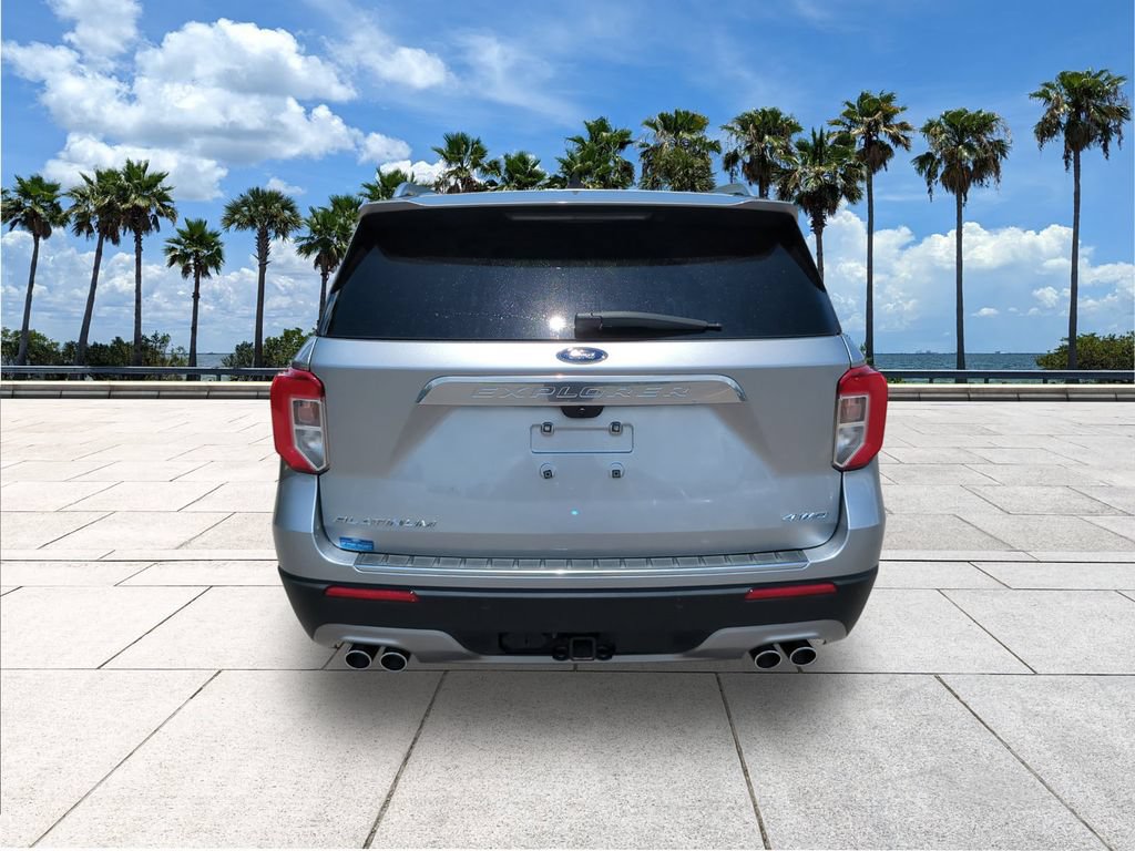 Certified 2022 Ford Explorer Platinum w/ Equipment Group 601A AWD/4WD image 6